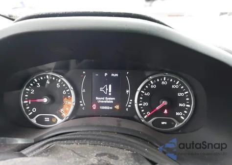 2017 Jeep Renegade Latitude Fwd z USA, uszkodzony, nr VIN ZACCJABB5HPF77577